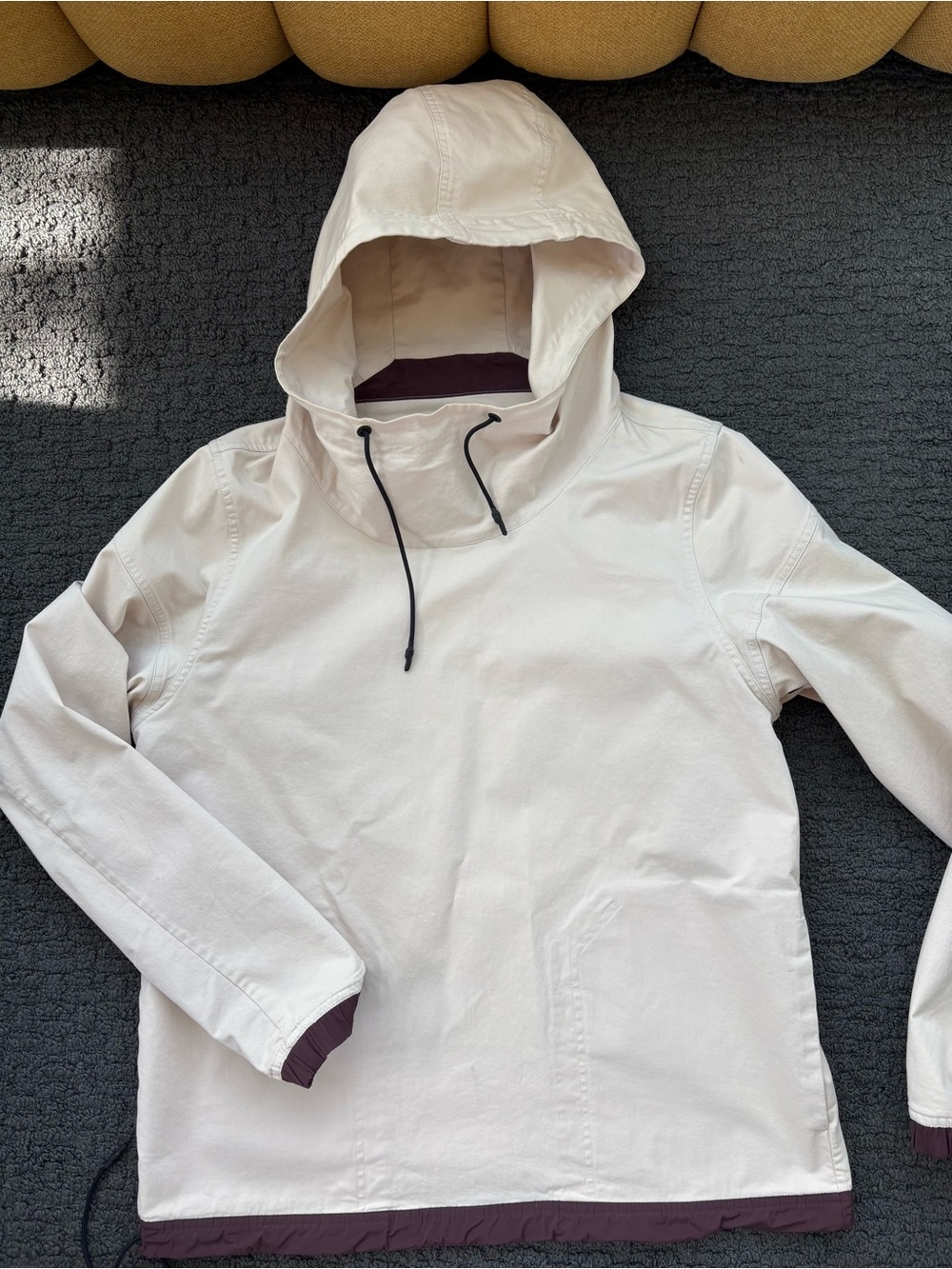 Men’s Aether Santo Pullover size s
